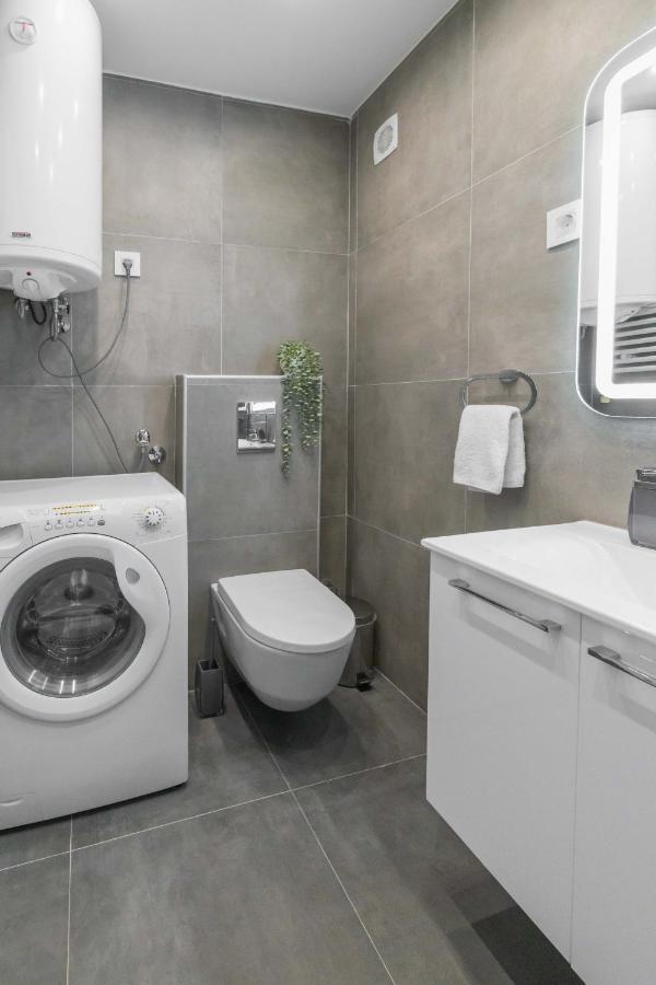 Apartment Marina Νόβι Σαντ Εξωτερικό φωτογραφία